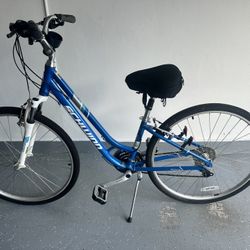 Schwinn Signature Women's Fremont Hybrid Bike for Sale in Boca Raton, FL -  OfferUp