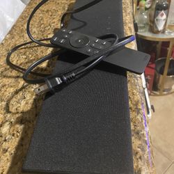 Vizio Sound Bar in excellent condition with remote