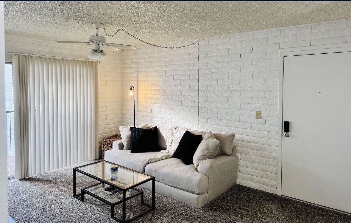 Couch w Pillows