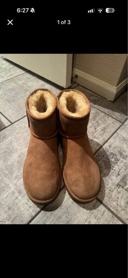 UGGs classic mini