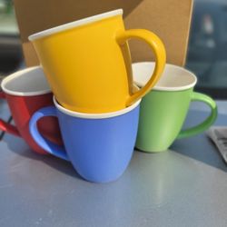 Colorful coffee/tea mugs