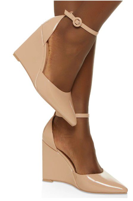 Classy Nude Colored Wedge Shoes