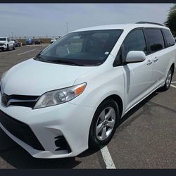 2020 Toyota Siana Sienna Le