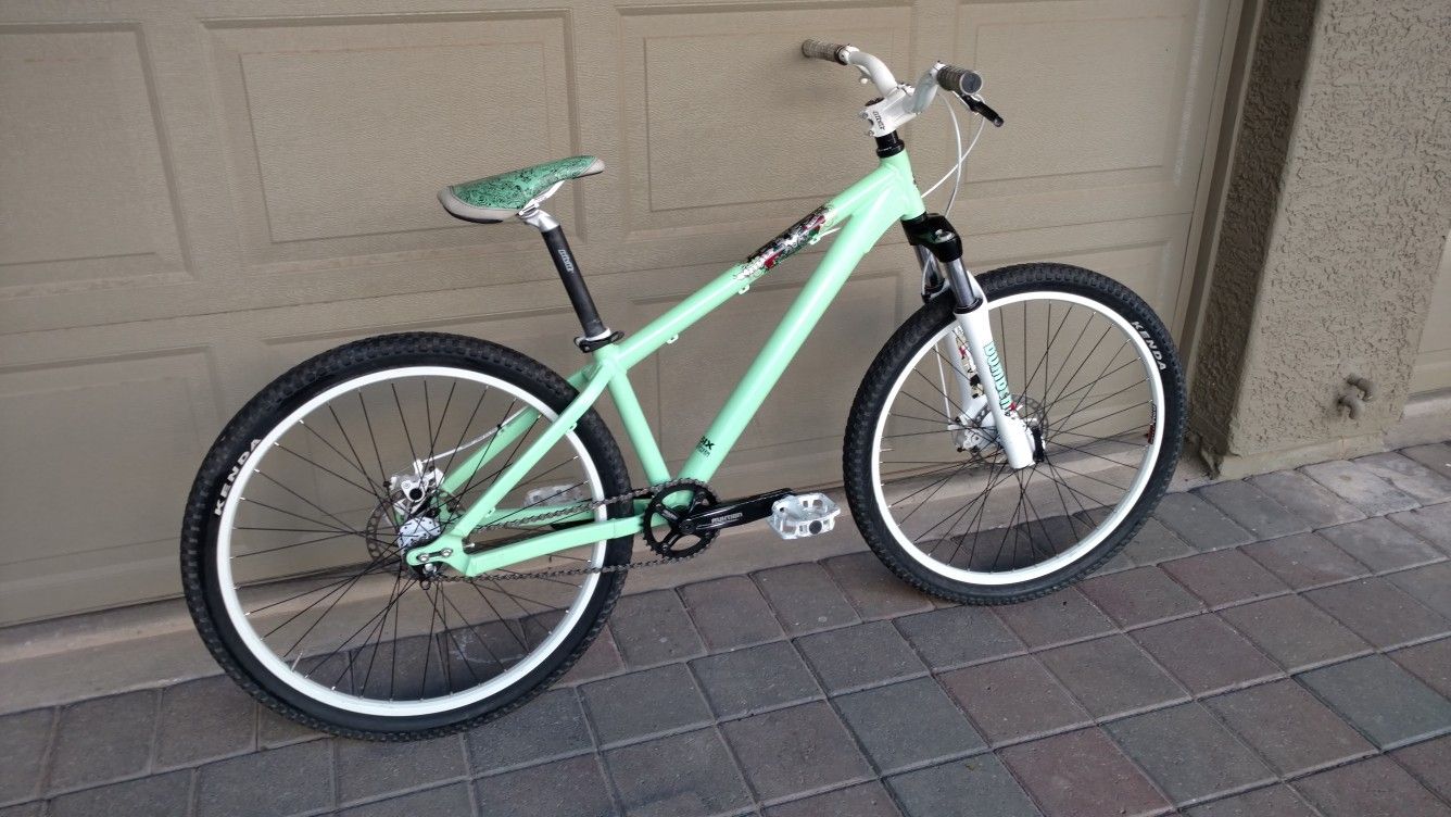 Haro Thread 8 Dirt Jump DJ Bike for Sale in Phoenix AZ OfferUp