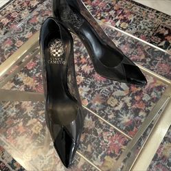 Vince Camuto Black Pumps - Size 7 - New