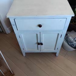 $10.00 small cabinet with drawer