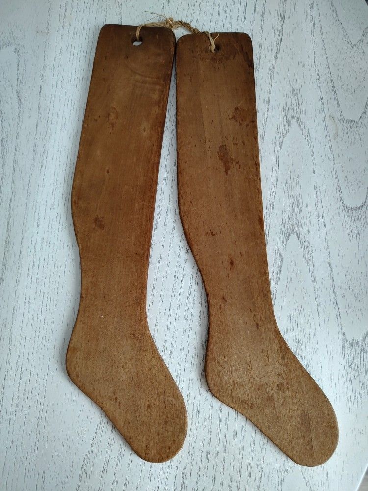 ANTIQUE SOCK STRETCHERS 