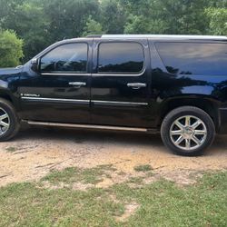 2008 GMC Yukon XL Denali