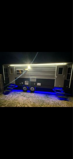 Springdale 32’ travel trailer