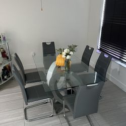 Kitchen Table 6 Chairs