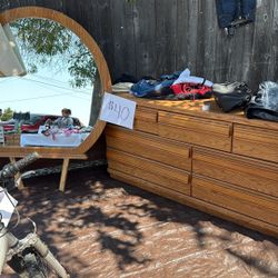 Dresser & Mirror
