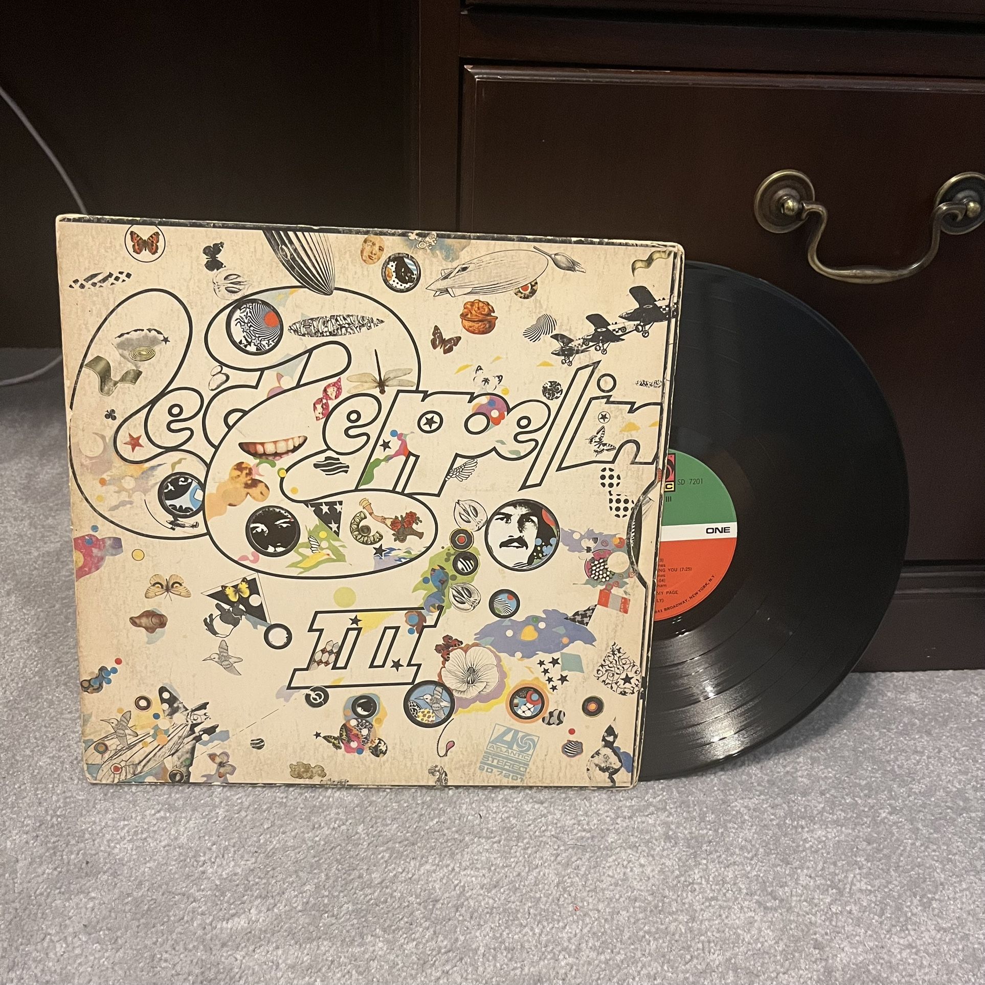 Led Zeppelin - Led Zeppelin III 3 Vinyl Record Black Vintage 1970 Album