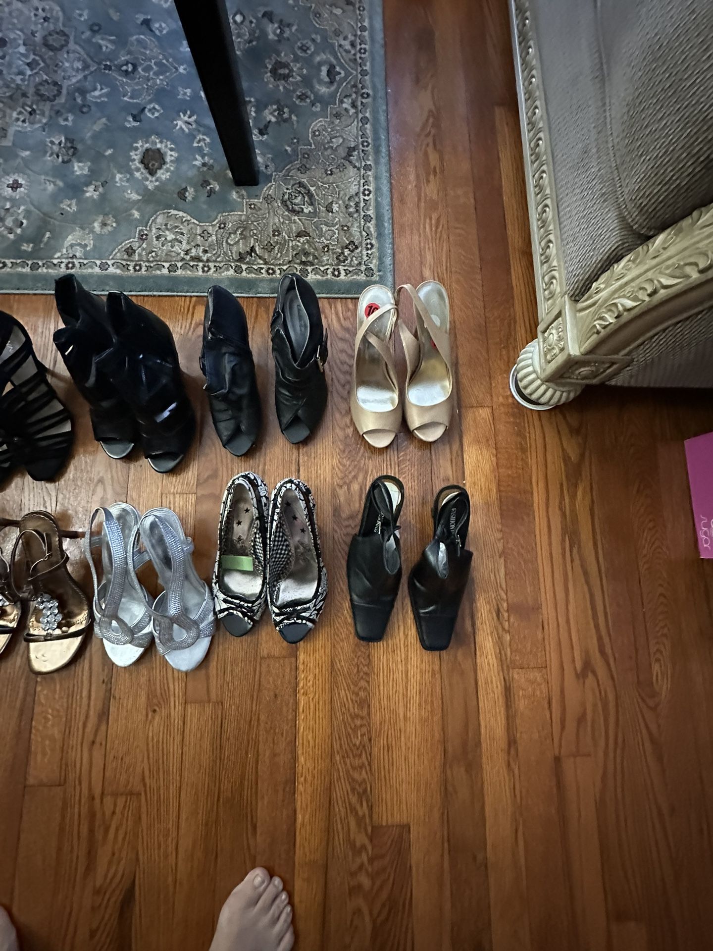Women’s Shoes 