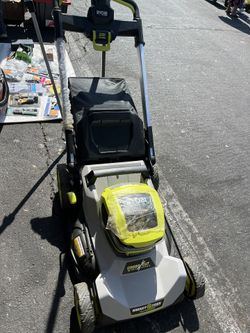 RYOBI LAWNMOWER 