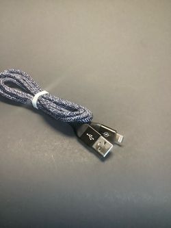 3 ft nylon iPhone charger cable - new