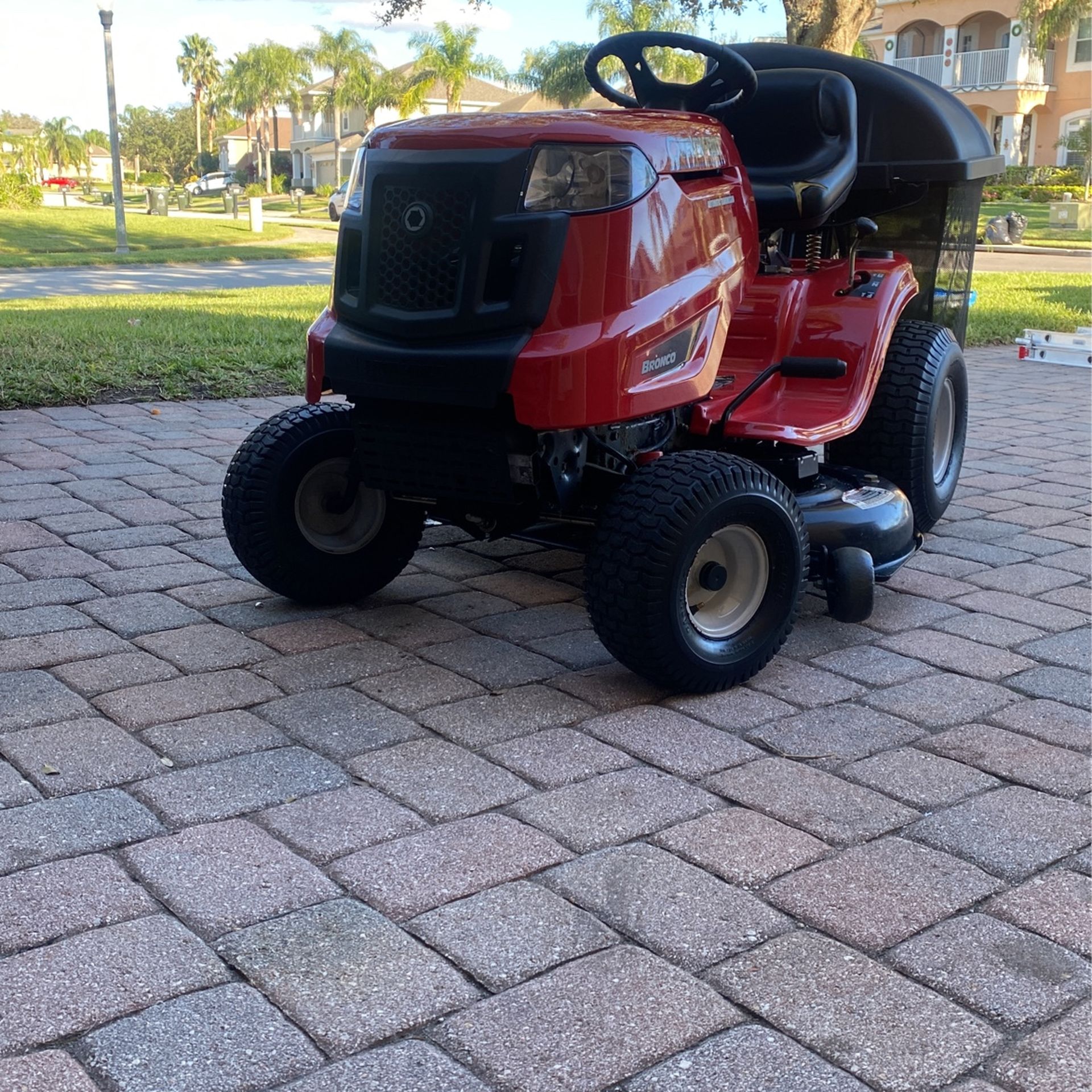 Troy Bolt Tractor 