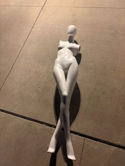 Female Retail Store Display Mannequin – Head, Torso & Legs (No Arms)