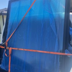 8’x5’ Window Black Frame 