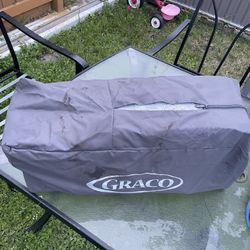 Graco Portable Baby Crib