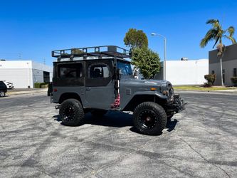 1973 FJ40 Toyota Land Cruiser