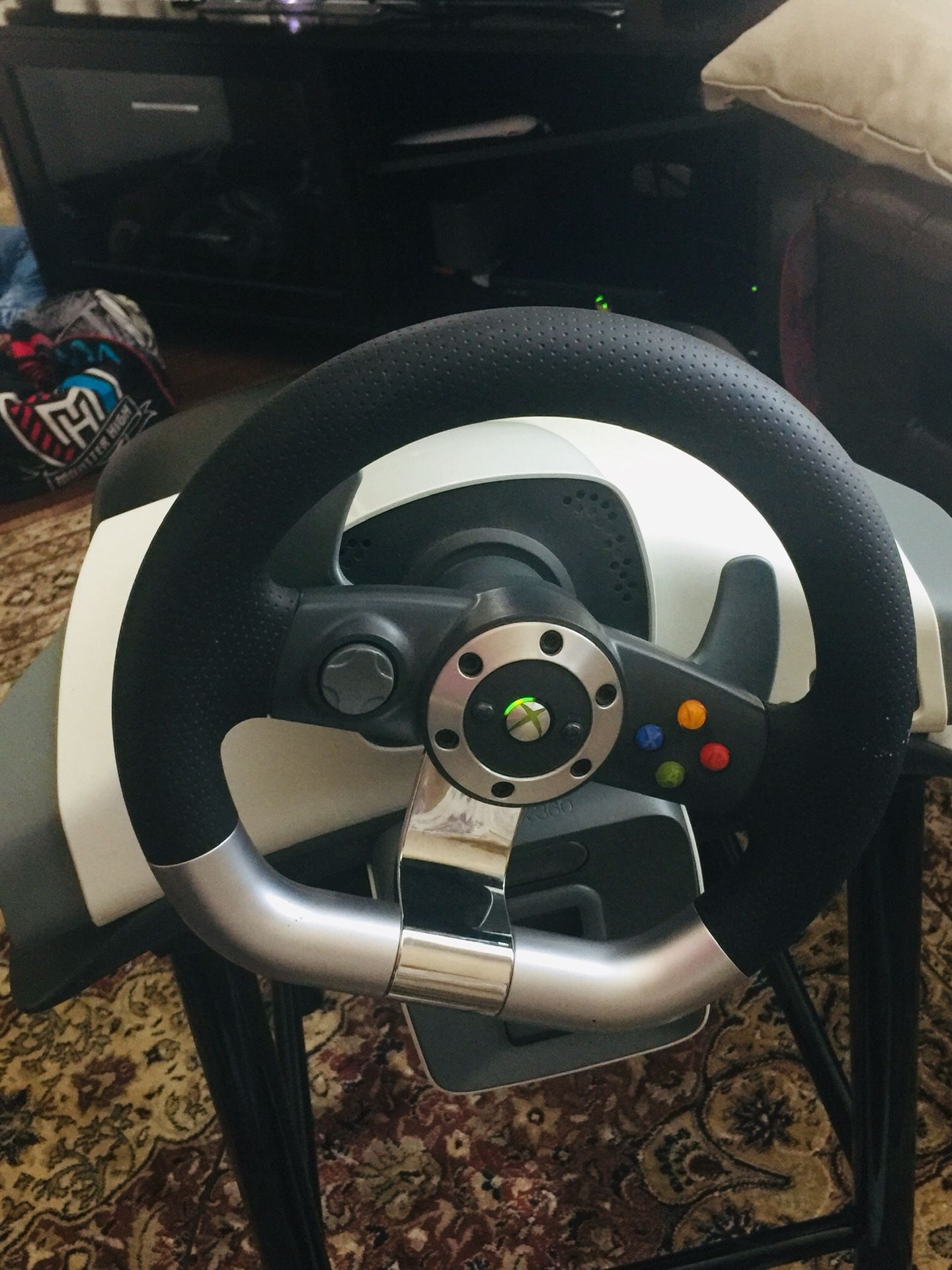 Xbox 360 power wheel with forza Horizon 4