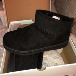 Brand New Short Boot