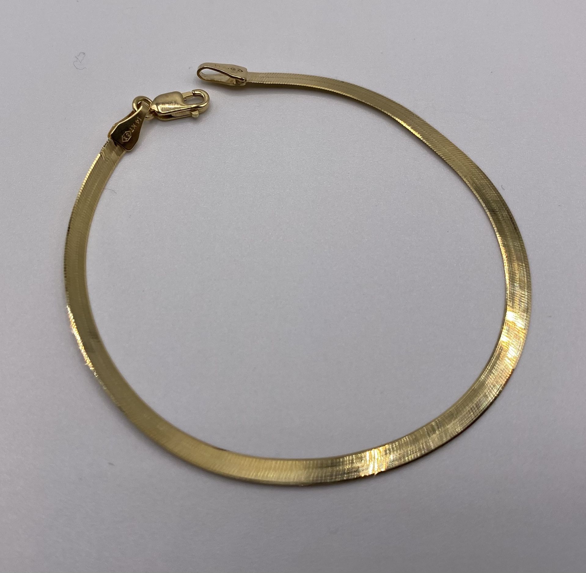 14K Gold Herringbone Bracelet