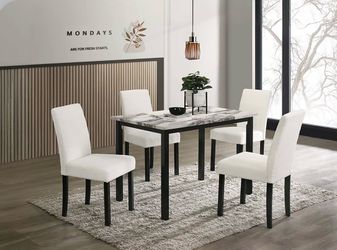 5-Pcs Dining Set Table + 4 Chairs new in box installation required