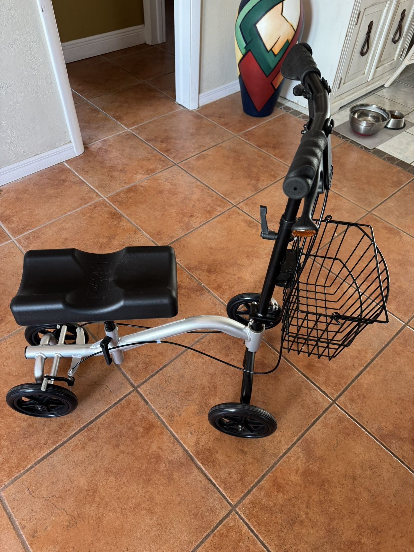 Knee Scooter-Nova