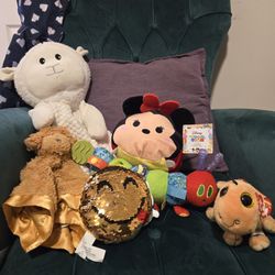 Lot Of 6 Toddler Stuffed Animals