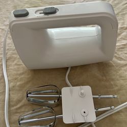 Electric Hand Mixer 