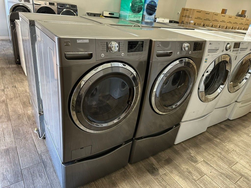 Kenmore elite stainless steel Frontload washer and dryer set electric with warranty