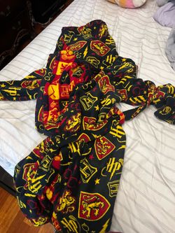 Harry potter adult medium size blanket hoodie