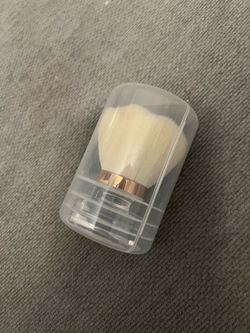 Nail brush / nail technician