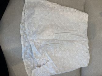 Small White lace Princess Polly mini skirt #festivalvibes
