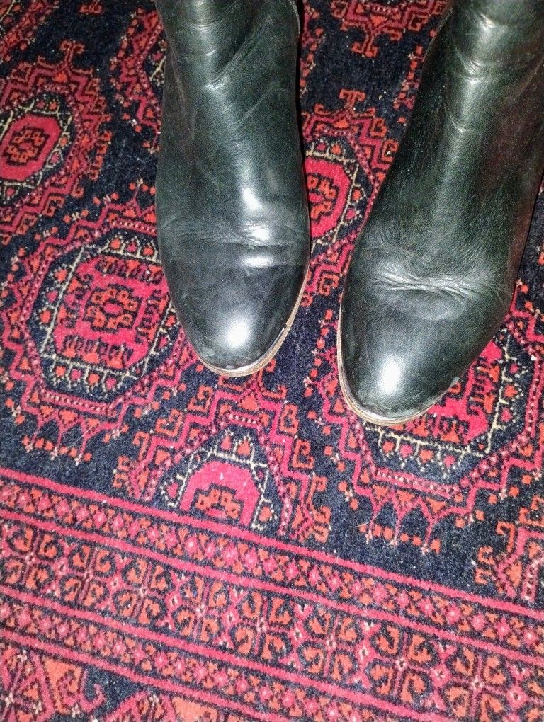 Ladies Size 7 Coach Leather Ankle Boots Pickup Only Cash