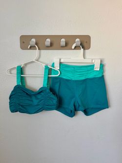 XO Dance Co Girls Dance Set XS - Crop Top & Shorts