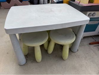 FREE Preschool TABLES & CHAIRS