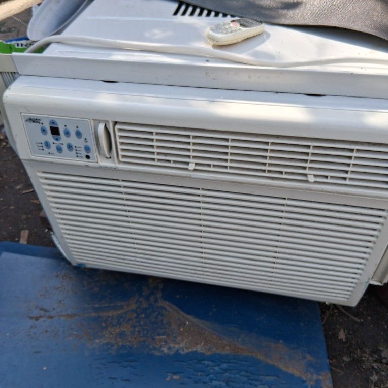 Artic KING AIR Conditioner. 18.5K BTU's