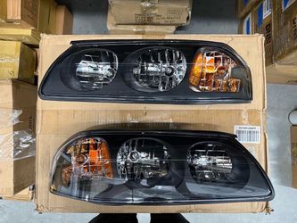 Black Housing With Amber Corner Headlights For  2000 To 2005 Chevy Impala