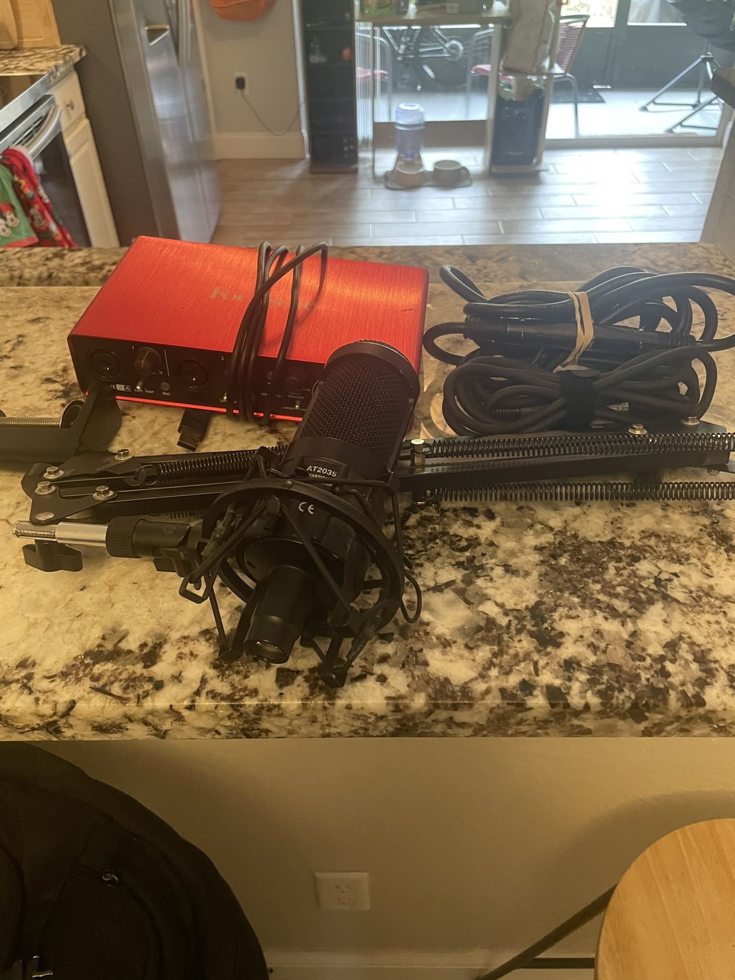 AT2035 With 2i4 Focusrite