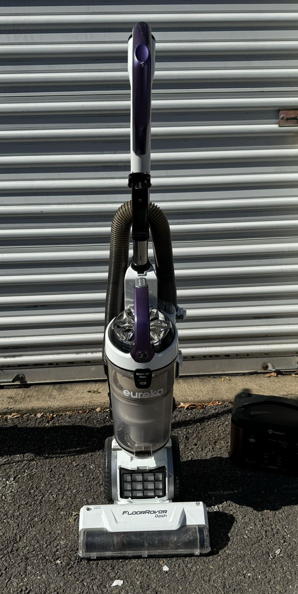 Eureka FloorRover Dash Vacuum Cleaner