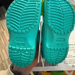 Toddler crocs