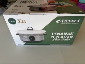 BNIB Slow Cooker Crock Pot