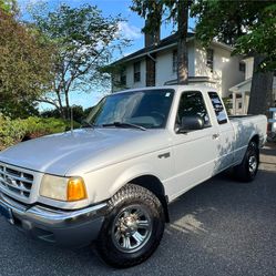 2001 Ford Ranger, 2nd Owner, A/C, runs great, NO RUST