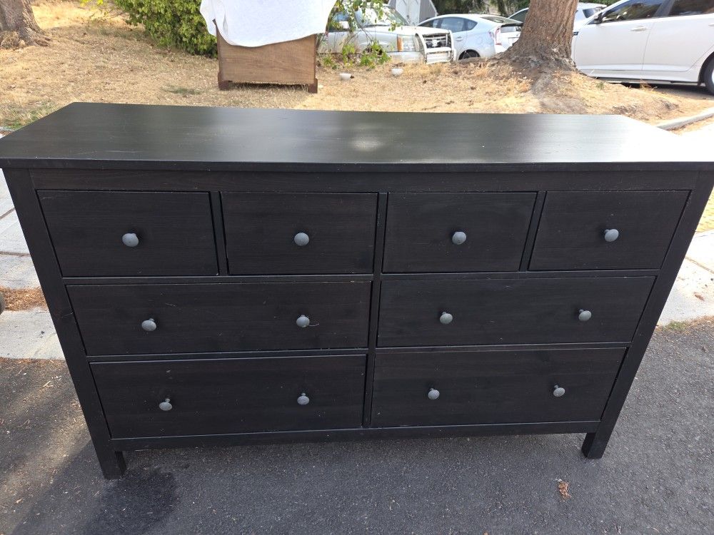 Beautiful Ikea Hemnes Dresser. Delivery Available For An Extra Fee