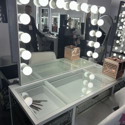 Vanity From 390
