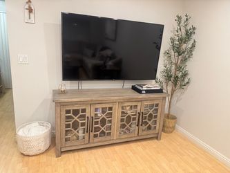 Tv stand