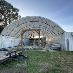 Container Space With Cover 