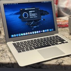 Apple 2017 MacBook Air 13”